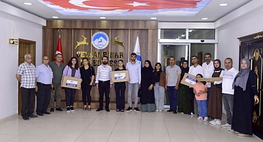 Ceylanpınar Belediyesi YKS birincilerini ödüllendirdi