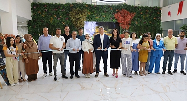 Karaköprü'de Resim Kursu Öğrencilerinin Eserleri Sergilendi