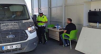 Onlarca sürücüye ceza yağdı!