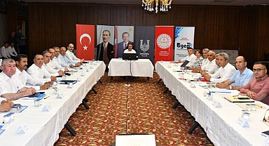 Vali Şıldak başkanlığında İl Eğitim Değerlendirme toplantısı !
