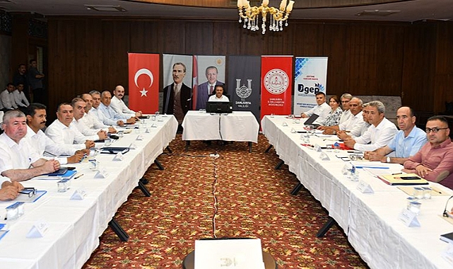 Vali Şıldak başkanlığında İl Eğitim Değerlendirme toplantısı !