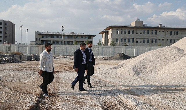 Başkan Canpolat: Üstyapı Çalışmalarımızı Hummalı Şekilde Tamamlıyoruz