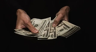 Dolar rekor kırmaya devam ediyor! Dövizde son durum ne oldu?