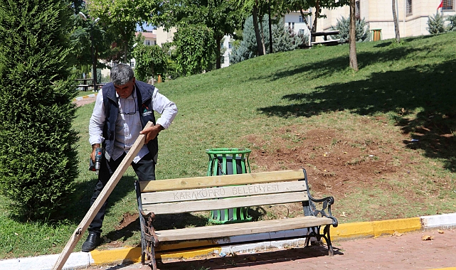 Karaköprü'de Parklar Onarım Ve Bakım Çalışmalarıyla Yenileniyor