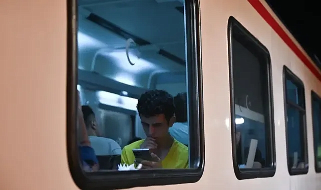 Öğrenciler dikkat! Ulaşım desteğinde yeni gelişme!