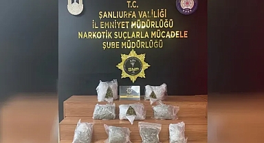 Şanlıurfa’da ekipler aradı! Aracın içinden 6 kilogram uyuşturucu çıktı!