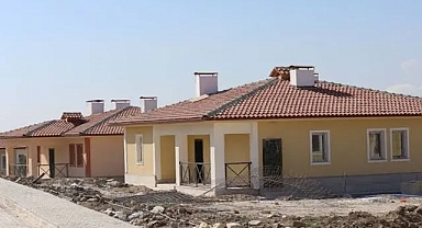 Şanlıurfa'da Köy Evleri İnşaatında Gecikince depremzedeler endişeli!