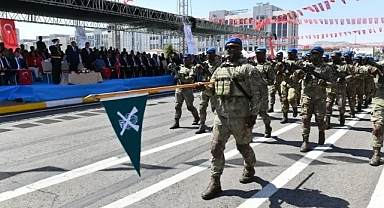 Şanlıurfa’da Zafer Bayramı coşkusu yaşandı!
