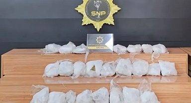 Urfa'da durdurulan araçtan çıkanlar şaşırttı!