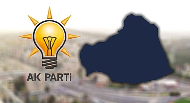 AK Parti'de 3 başkana veda edildi!