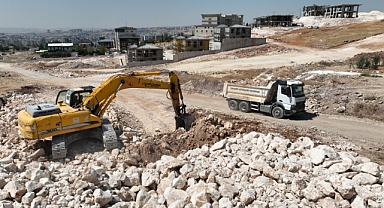 Büyükşehir Konforlu Ulaşım Ağı Hedefi İle Çalışıyor