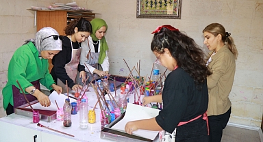 Kültür Ve Sanat Evi İle Kursiyerler Yeteneklerini Keşfediyor