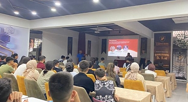 Pratik Yöntem'de Maarif Modeli Semineri