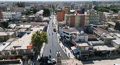 Büyükşehir 'den Viranşehir'e sıcak asfalt çalışmaları