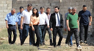 Ceylanpınar’’da Eşbaşkanlar devam eden çalışmaları yerinde inceledi