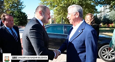 Mansur Yavaş, Tarihi Kentler Birliği Toplantısı İçin Şanlıurfa'da