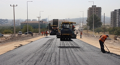 Mehmetçik Mahallesinde Yol Ağının Kalitesi Artıyor