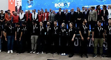 Robot yarışmasında ödüller verildi!