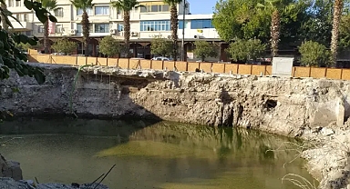 Şanlıurfa’daki meydan projesinin temelinde su çıktı!
