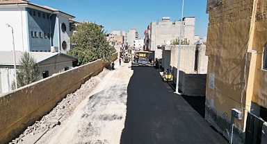 Suruç 'ta sıcak asfalt çalışmaları başladı
