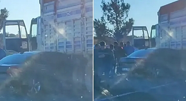 Urfa’da feci kaza! Otomobil, kamyonla çarpıştı!