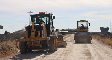 Büyükşehir Belediyesi’nden Viranşehir Kırsalına Konforlu Yol