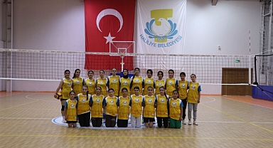 Geleceğin Voleybol Yıldızları Haliliye Belediyesi İle Yetişiyor