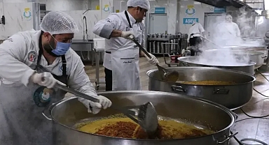 Haliliye Belediyesi ile sıcaklar yemekler binlerce vatandaşa ulaştırılıyor!