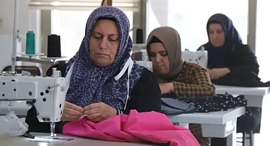 Karaköprü Belediyesi’nin açtığı dikiş-nakış kursuna yoğun ilgi!