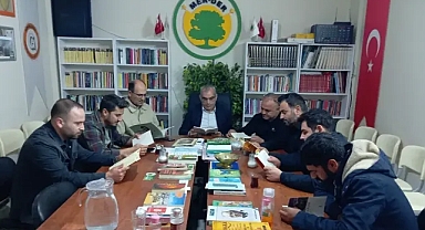 Mersavi Derneği'nde Geleneksel Kitap Okumaları Sürüyor