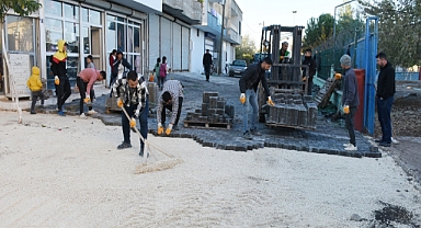 Öğrencileri Çamur Batağından Kurtaran Yol Çalışması