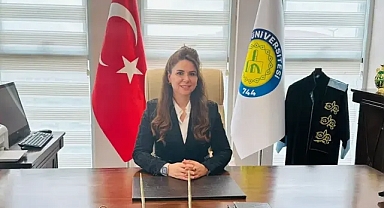 Profesör Zeynep Müjde Sakar, dekanlık görevine başladı!