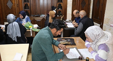 Sanatla Tanışan Vatandaşlar, Başkan Canpolat’a Teşekkür Etti