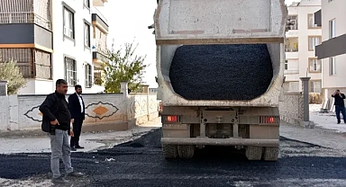 Şirinkuyu Mahallesinde Bulunan Okul Yolları Asfaltlanıyor