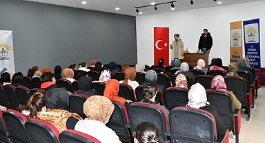 Siverek’te Kadınlara Sağlık Eğitimi Verildi