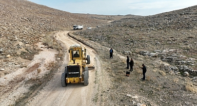 Büyükşehir’den Haliliye Ve Viranşehir Kırsalında Yol Çalışmaları