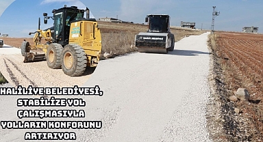 Haliliye Belediyesi, Stabilize Yol Çalışmasıyla Yolların Konforunu Artırıyor