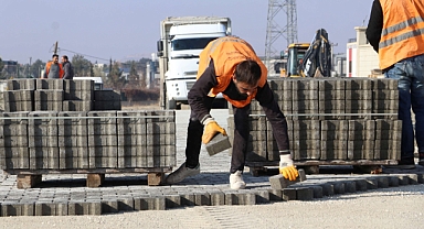 Karaköprü’de Yeni Yollarda Üst Yapı Çalışmaları Sürüyor