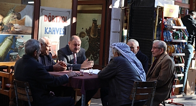 Şanlıurfa Büyükşehir Belediye Başkanı Mehmet Kasım Gülpınar, Esnafı Ziyaret Etti