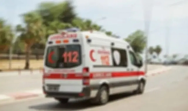 Urfa’da yolun karşısına geçmeye çalışan çocuğa otomobil çarptı!