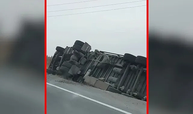 Urfa'daki ölüm yolunda kaza!