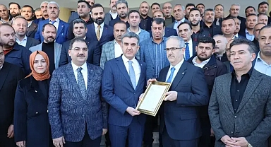 AK Parti Şanlıurfa İl Başkanı Mehmet İlhami Günbeği Mazbatasını Aldı
