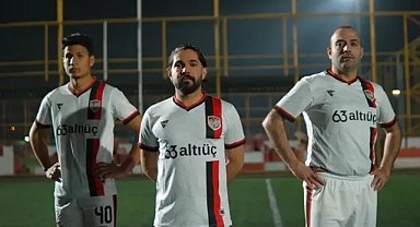 Amatör Lig Takımından Profesyonel lig takımından profesyonel forma tanıtımı