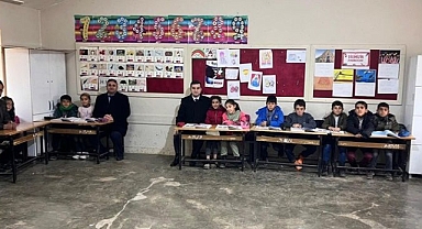 Bozova Kaymakamı Halil İbrahim Yeşilyurt’tan Okul Ziyaretleri