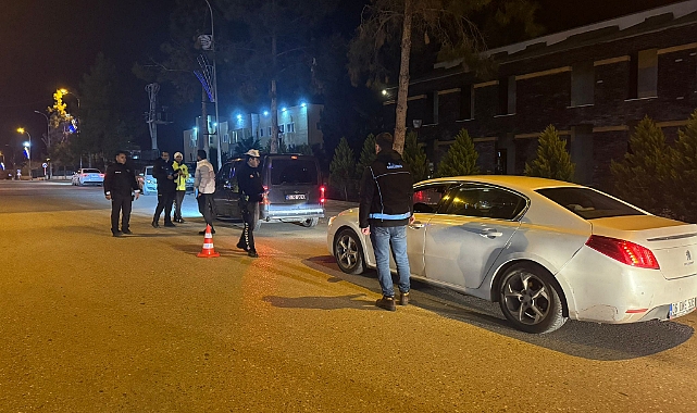 Halfeti’de Asayiş Denetimleri Sürüyor: İlçede Güvenlik Artarak Sağlanıyor