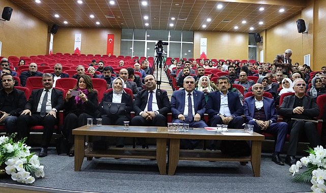 Karaköprü'de Şiir Ve Sanat Programı Düzenlendi
