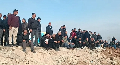 Şanlıurfalılar Güzel Havayı Kongre Alanında Değerlendirdi