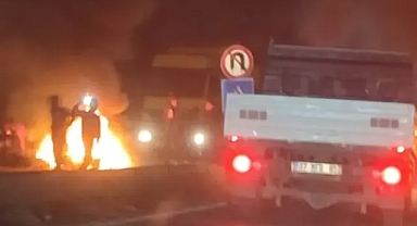 Urfa’da lastik yakıp, yolu kapattılar!