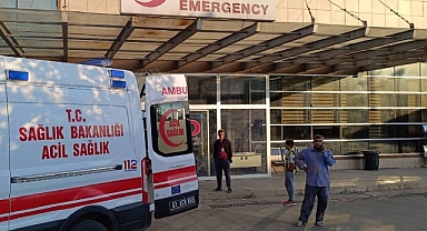 Urfa'da traktör devrildi!