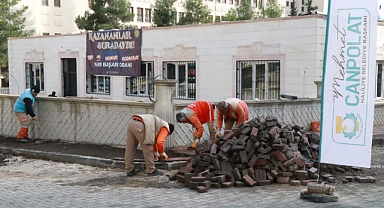 Üstyapı Hizmetleri İçin Muhtardan Başkan Canpolat’a Teşekkür